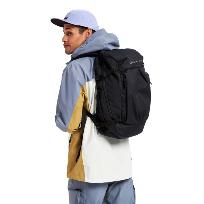 Hitch 30L Backpack
