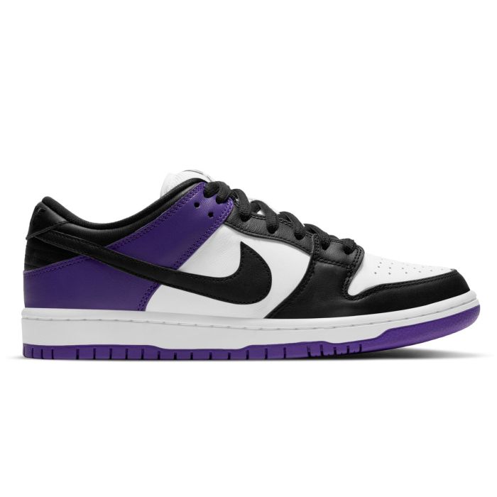 Nike online sb dunk low