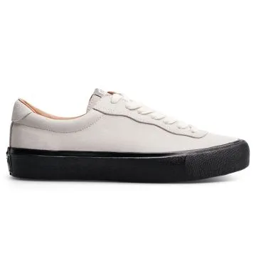 VM001 Suede Lo